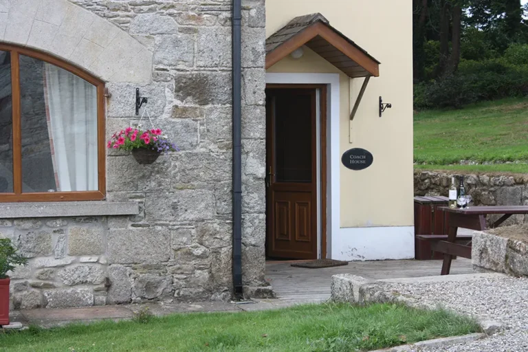 The-Coach-House-Bed-Accommodation-Entrance
