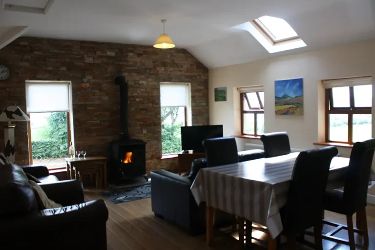 The-Lodge-Group-Communal-Space-Accommodation-Wicklow